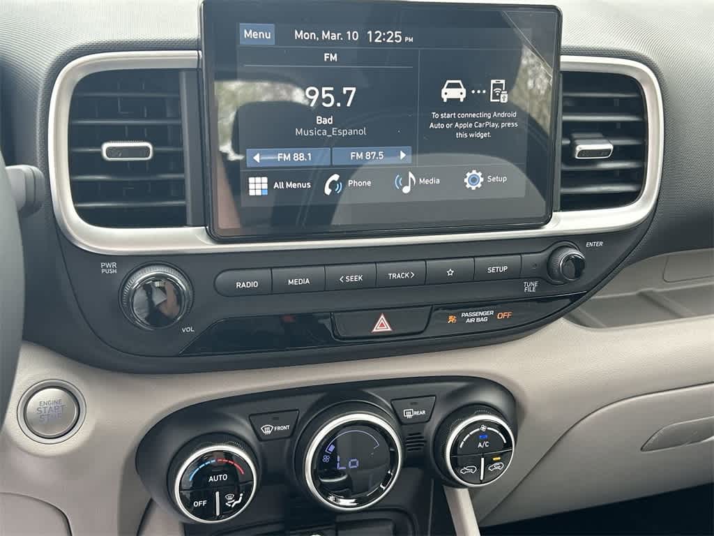 2025 Hyundai Venue SEL 26