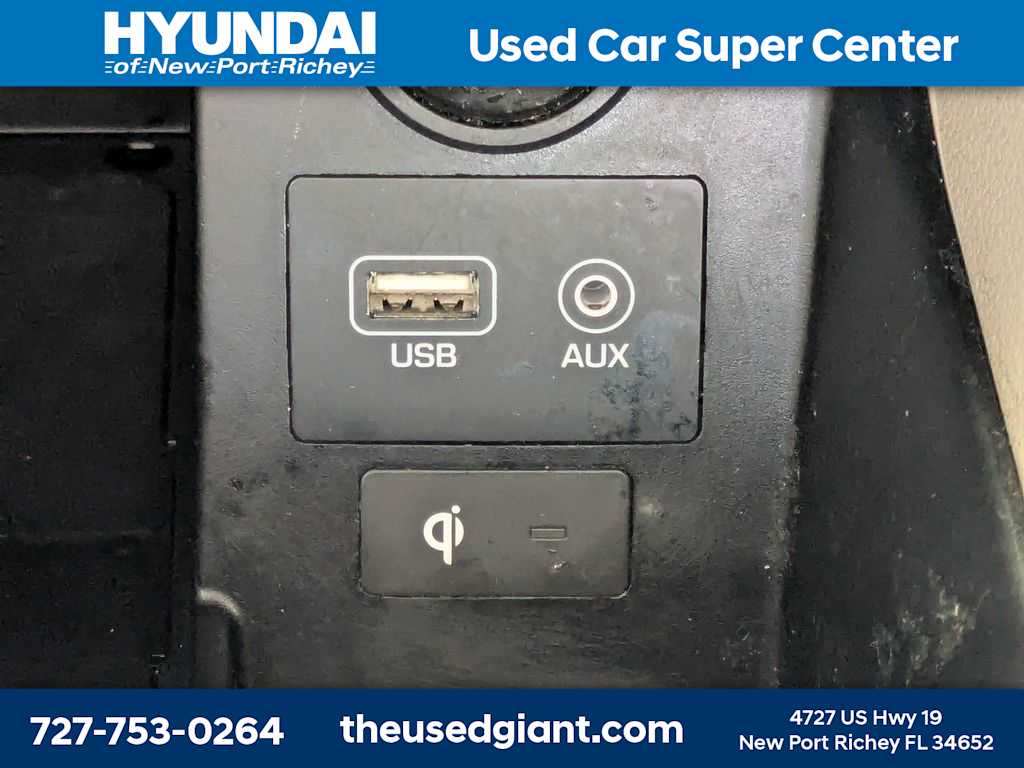 Thumbnail: 2020 Hyundai Elantra - 22