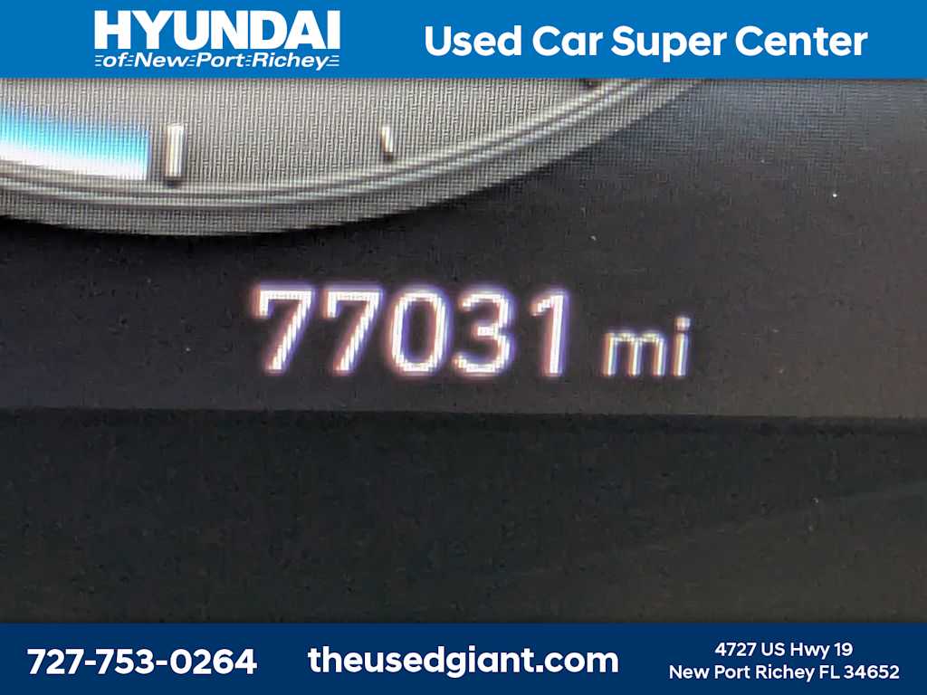 Thumbnail: 2022 Hyundai Elantra - 33