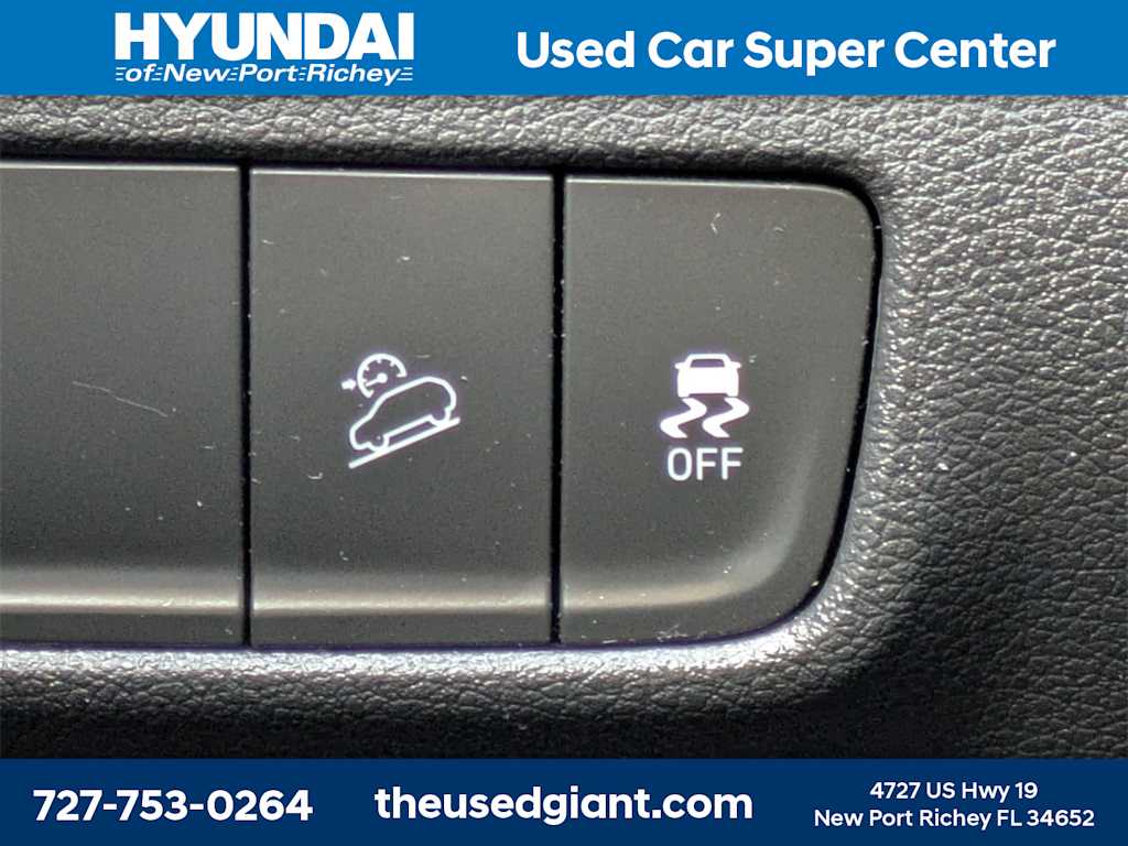 Thumbnail: 2022 Hyundai Kona - 24