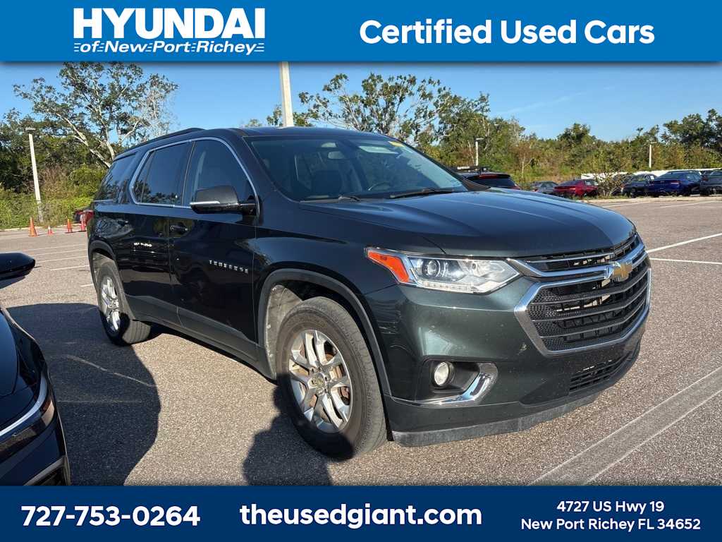 Thumbnail: 2020 Chevrolet Traverse - 4