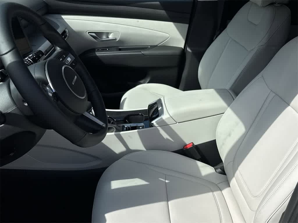 Thumbnail: 2025 Hyundai Tucson - 17