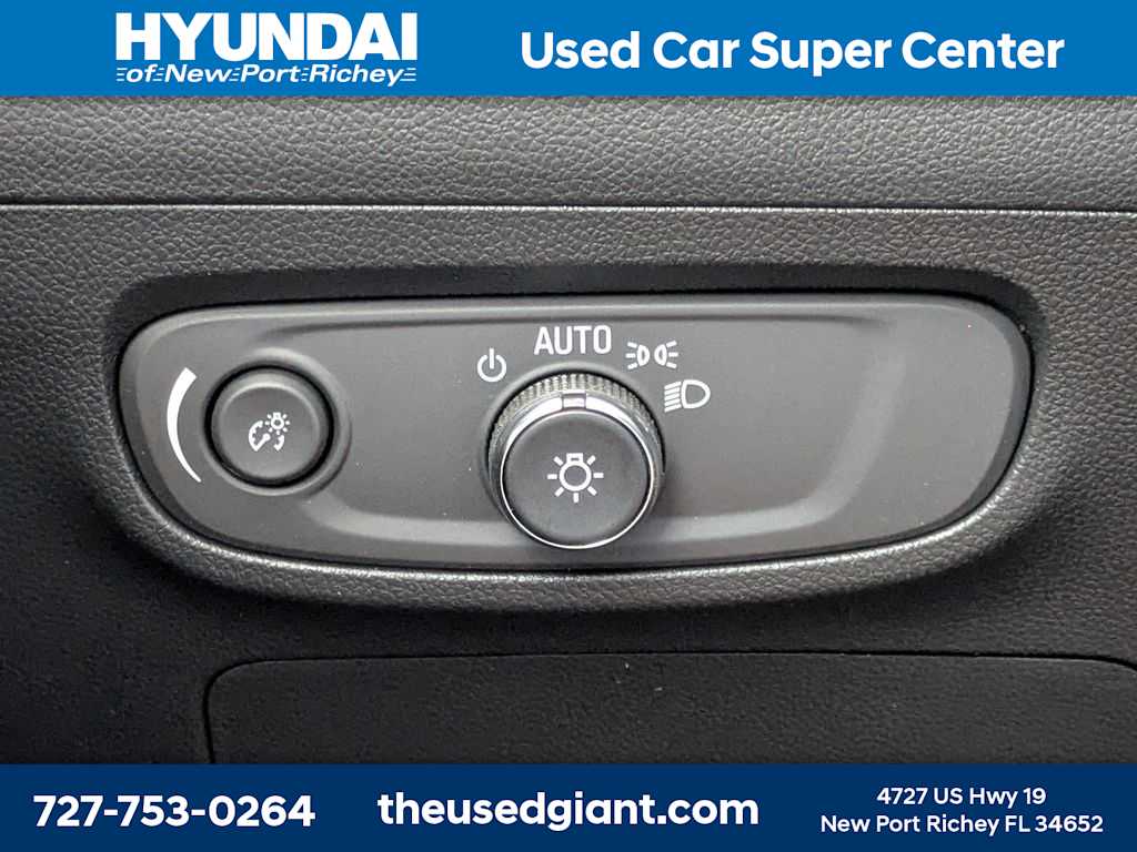 Thumbnail: 2024 Buick Encore GX - 32