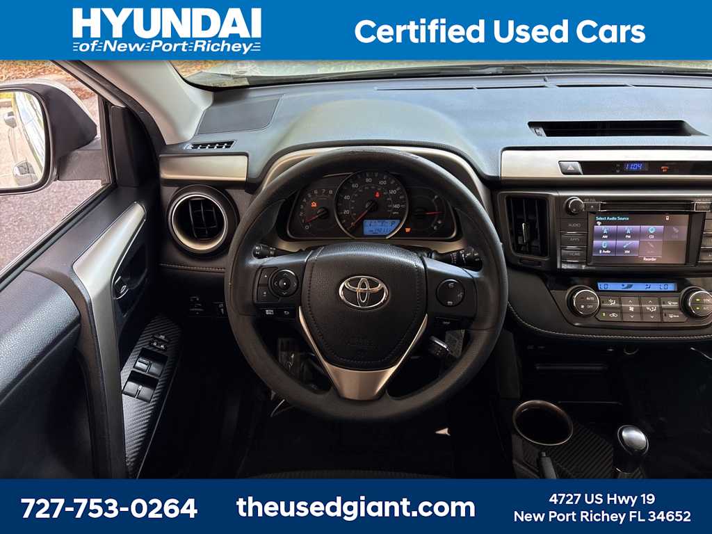 Thumbnail: 2014 Toyota RAV4 - 16