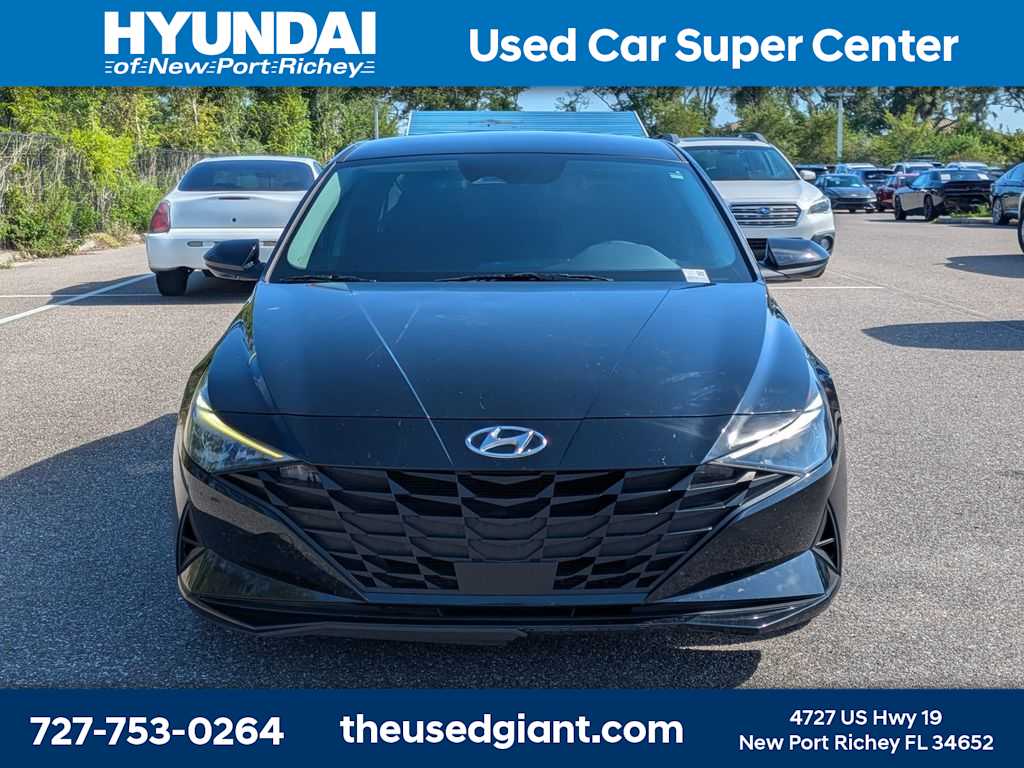 Thumbnail: 2023 Hyundai Elantra - 8