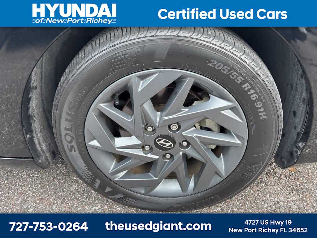 Thumbnail: 2024 Hyundai Elantra - 5