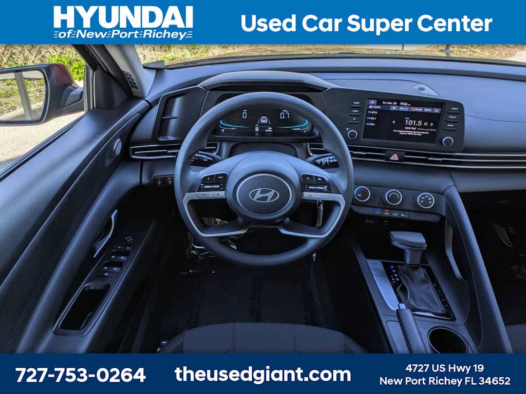 Thumbnail: 2025 Hyundai Elantra - 16