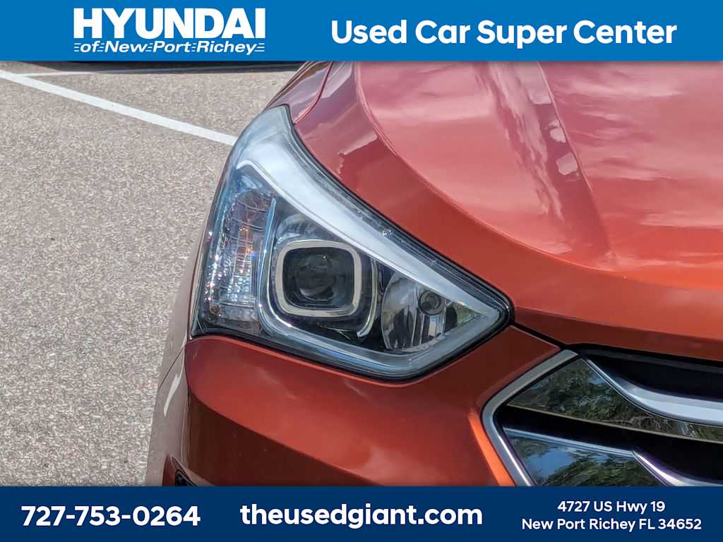 Thumbnail: 2016 Hyundai Santa Fe - 9