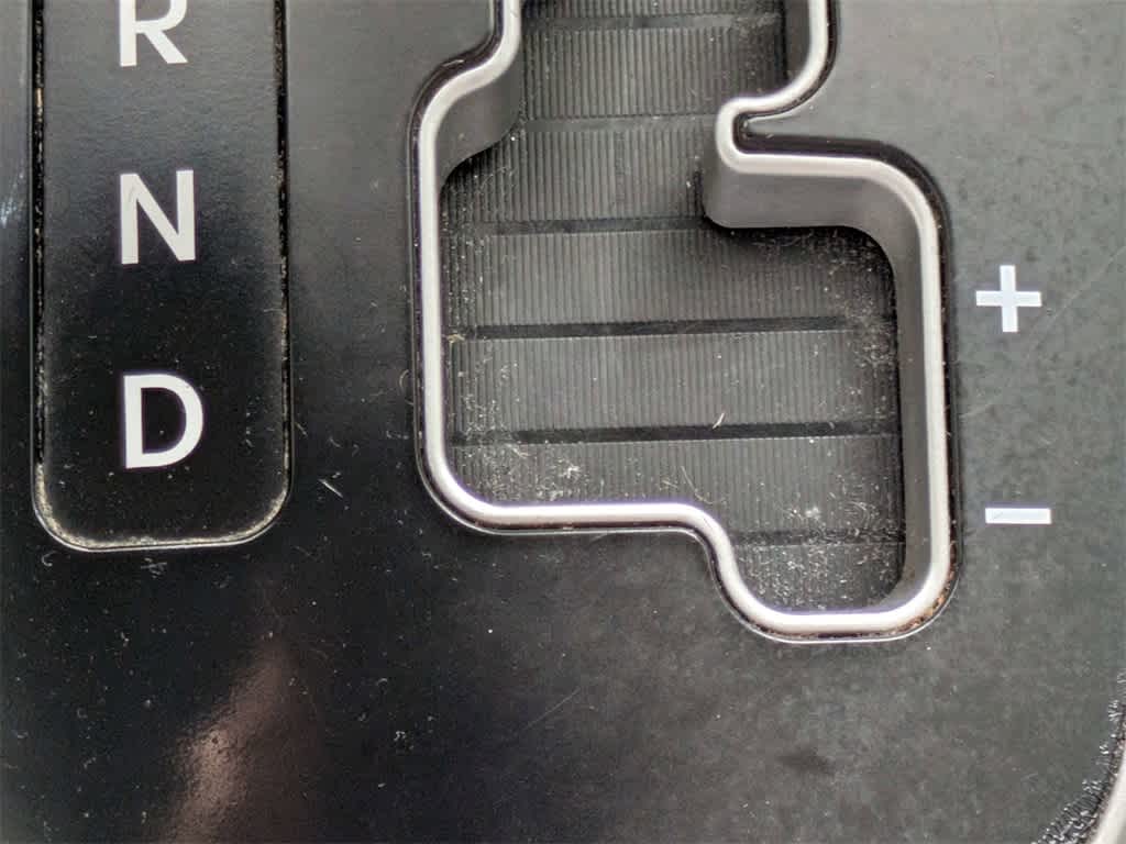 Thumbnail: 2013 Hyundai Accent - 22