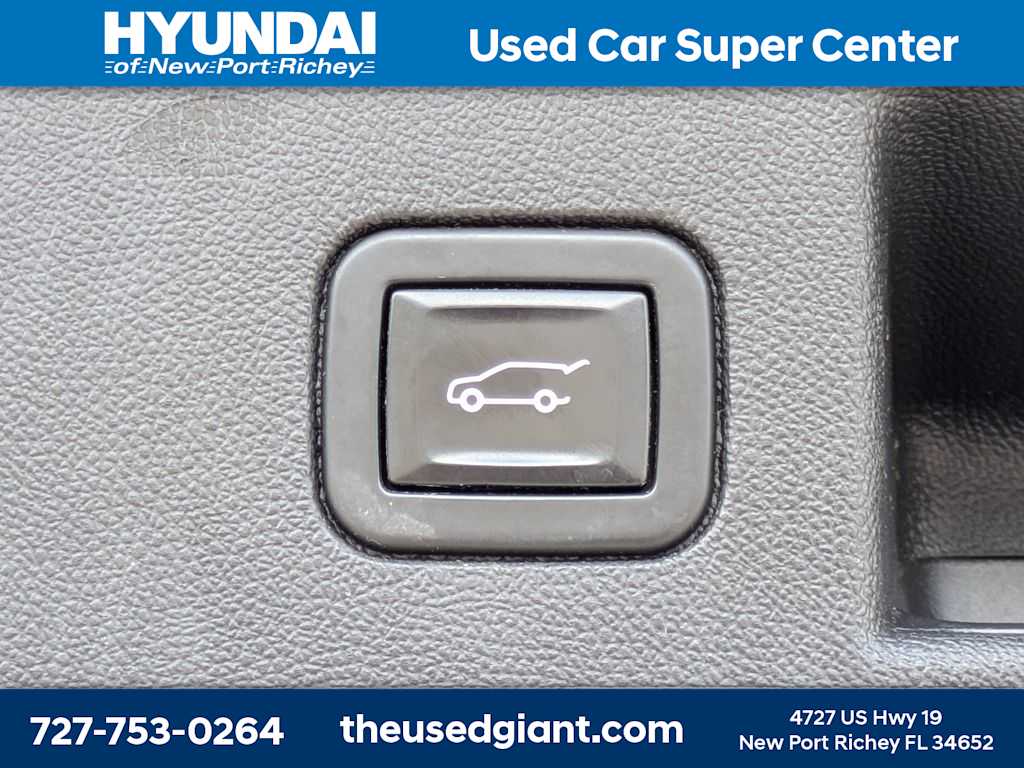 Thumbnail: 2021 Chevrolet Equinox - 13