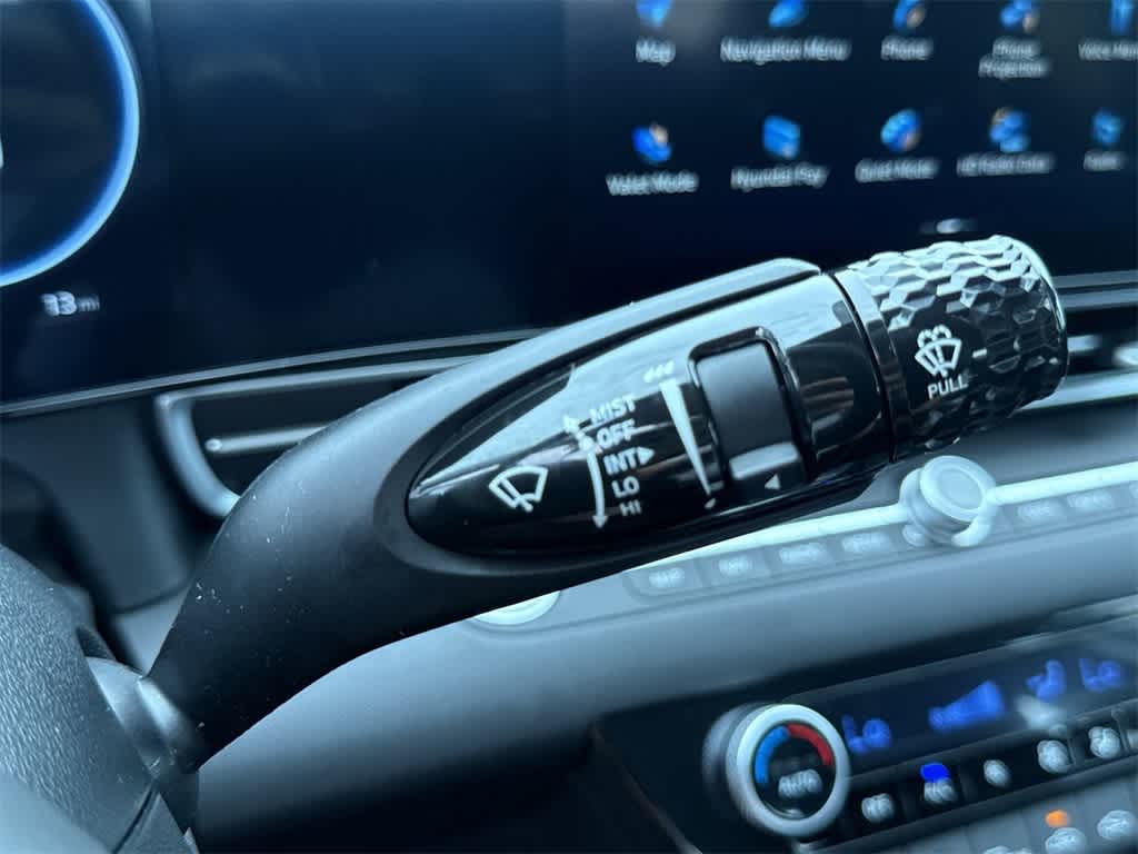 Thumbnail: 2025 Hyundai Elantra - 25
