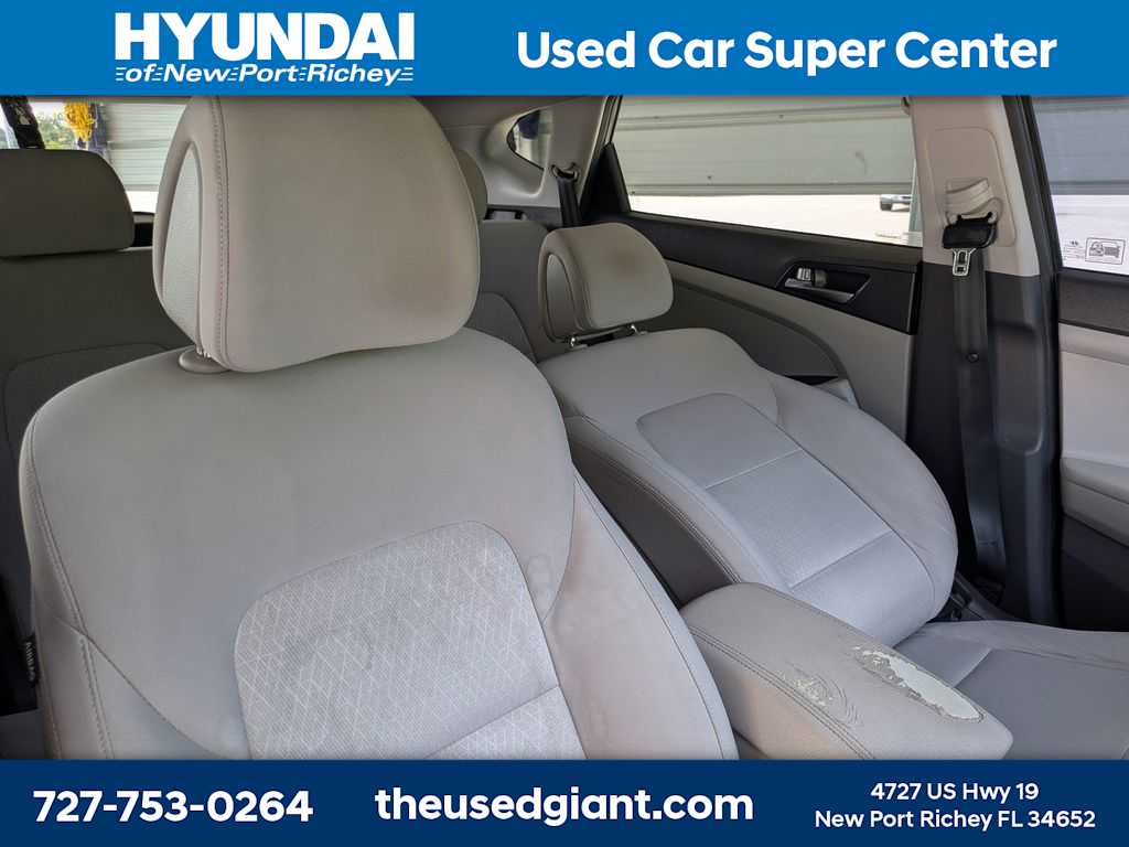 Thumbnail: 2016 Hyundai Tucson - 6