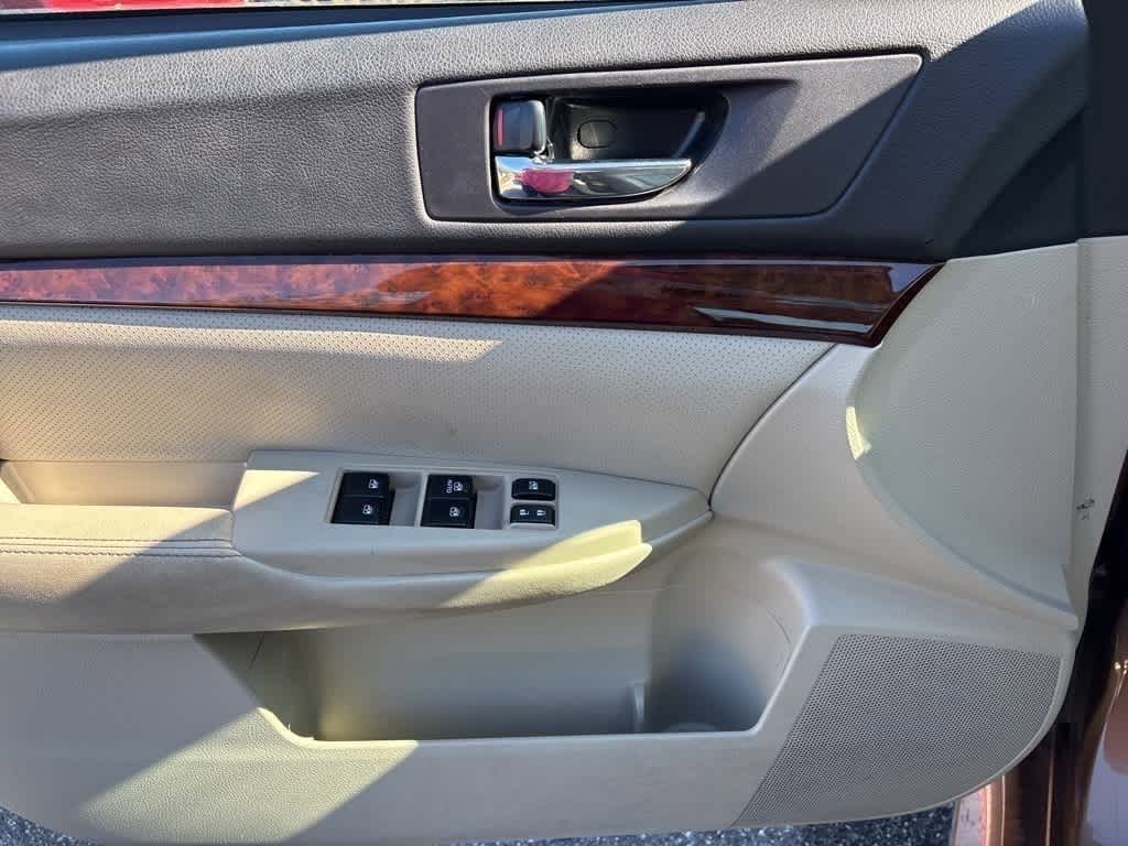 Thumbnail: 2013 Subaru Legacy - 10