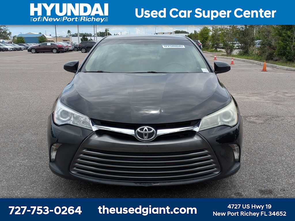 Thumbnail: 2015 Toyota Camry - 8