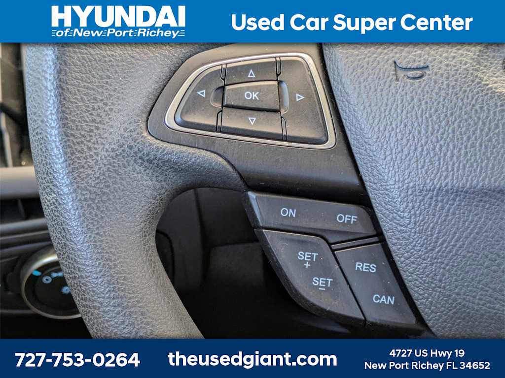 Thumbnail: 2016 Ford Focus - 23