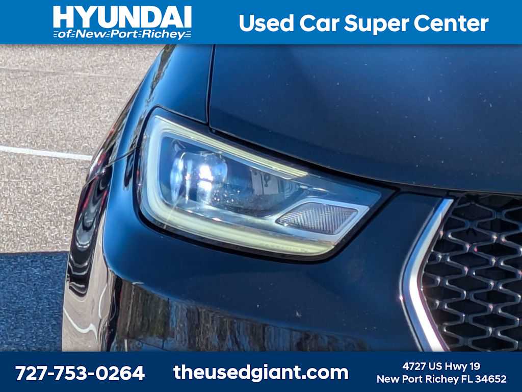 Thumbnail: 2022 Chrysler Pacifica - 9