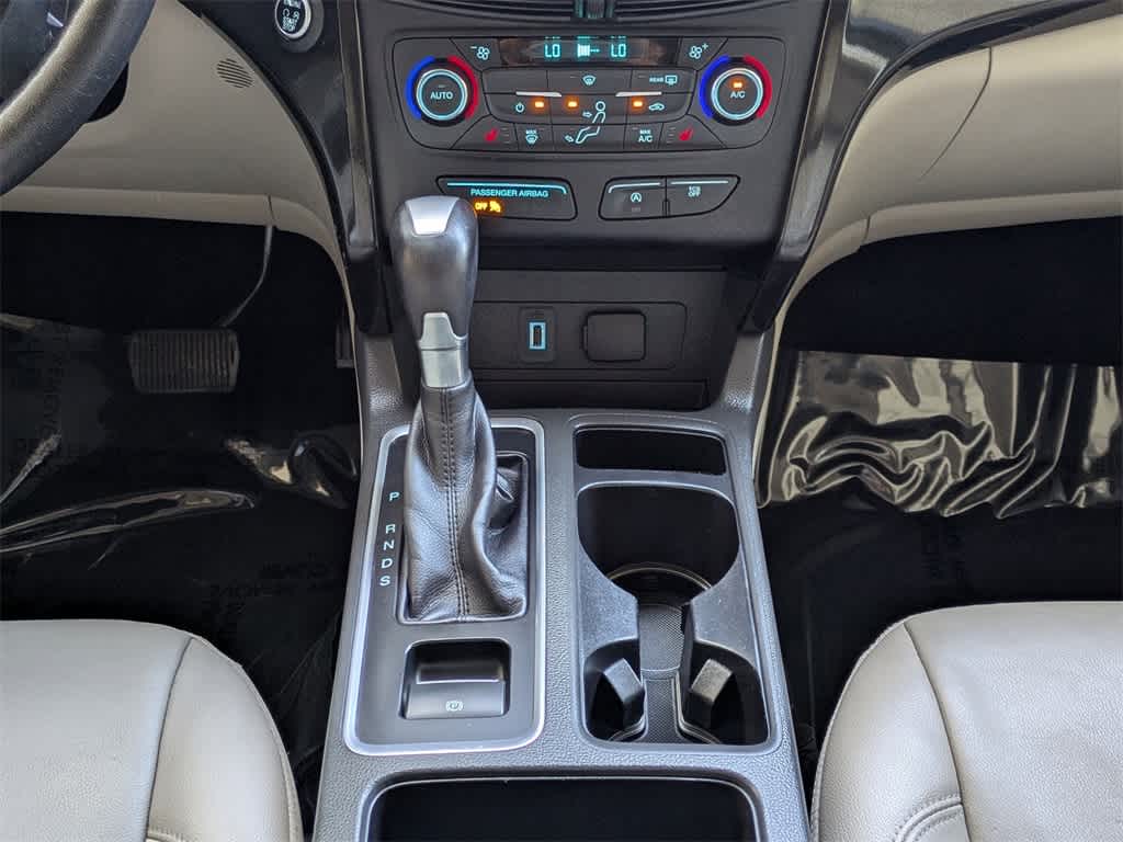 Thumbnail: 2017 Ford Escape - 22