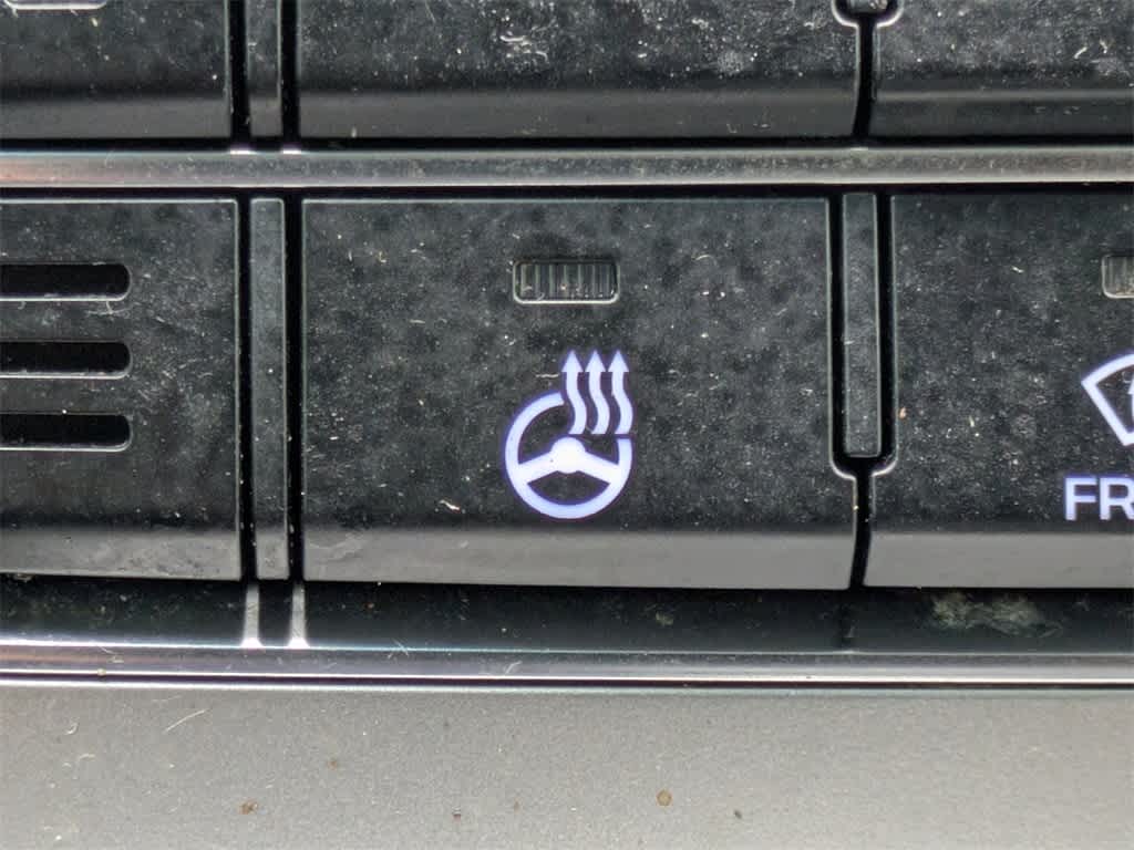 Thumbnail: 2015 Hyundai Sonata - 26