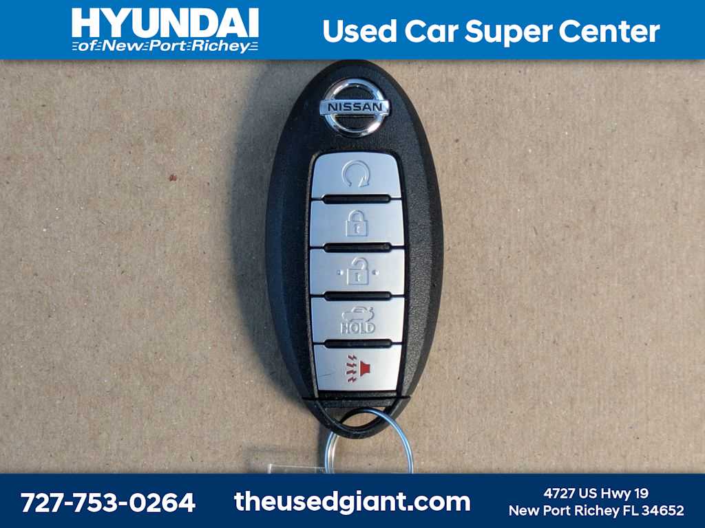 Thumbnail: 2014 Nissan Altima - 32