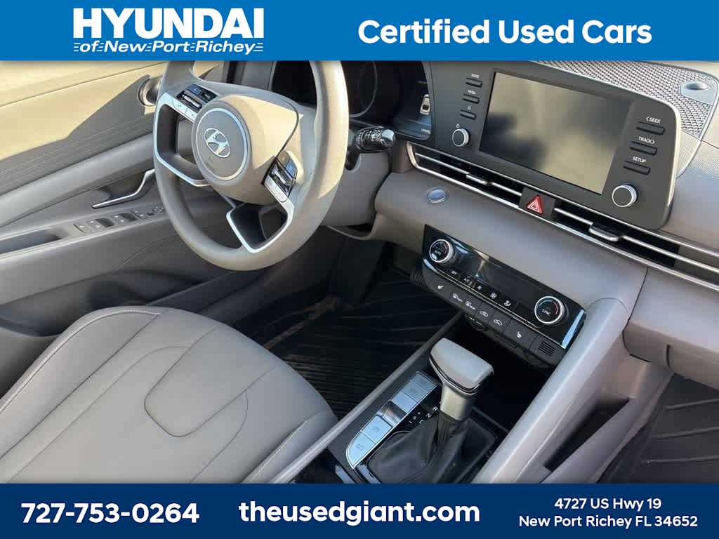 Thumbnail: 2023 Hyundai Elantra - 7