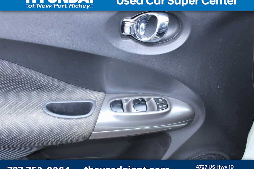 Thumbnail: 2012 Nissan Juke - 9