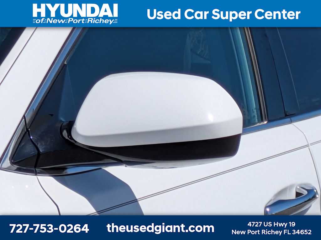 Thumbnail: 2018 Hyundai Santa Fe - 11
