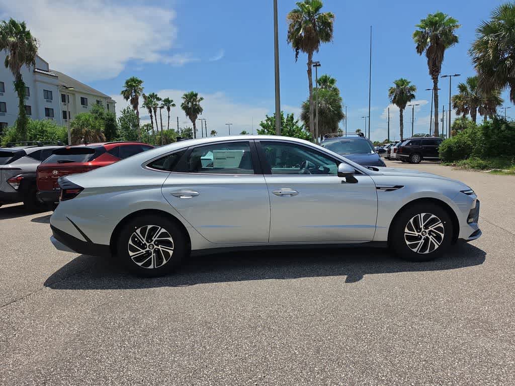 Thumbnail: 2026 Hyundai Sonata - 8