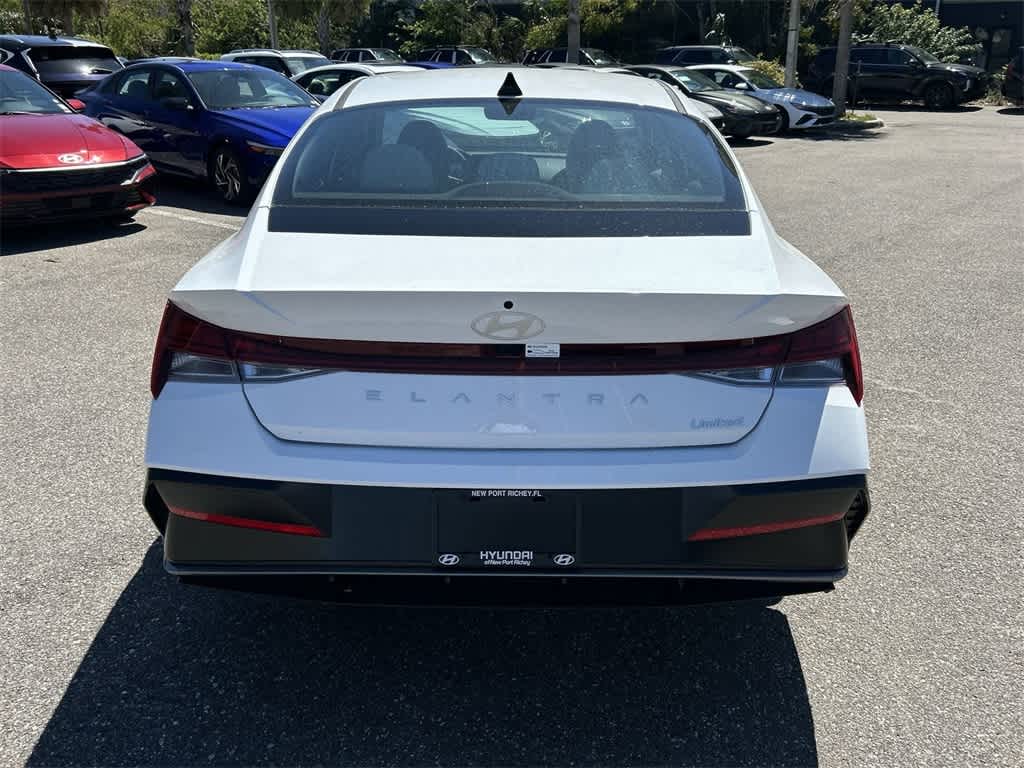Thumbnail: 2025 Hyundai Elantra - 4