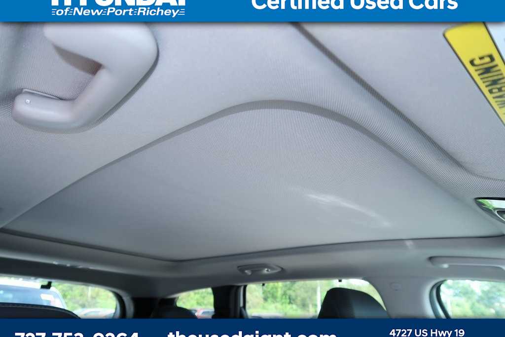 Thumbnail: 2021 Hyundai Santa Fe - 8