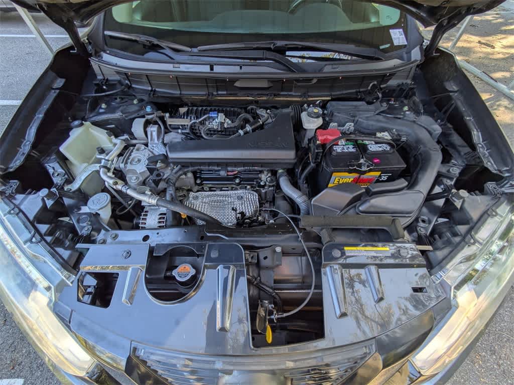 Thumbnail: 2018 Nissan Rogue - 15