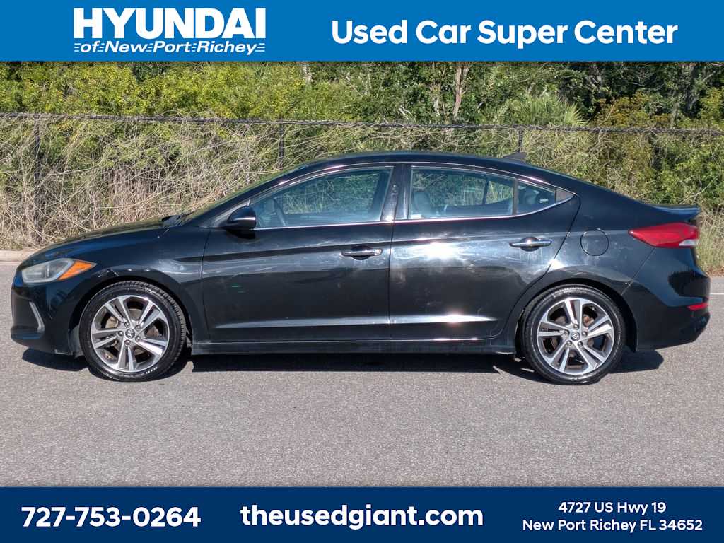 Thumbnail: 2017 Hyundai Elantra - 2