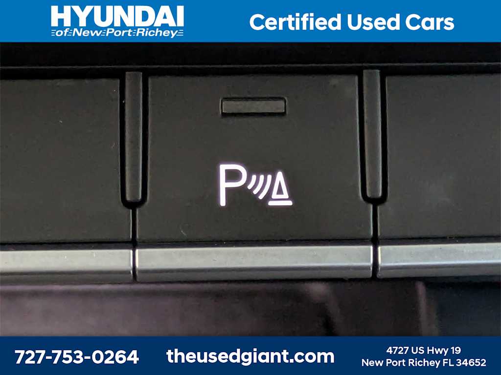 Thumbnail: 2023 Audi Q5 - 32