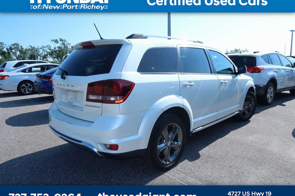 Thumbnail: 2016 Dodge Journey - 3