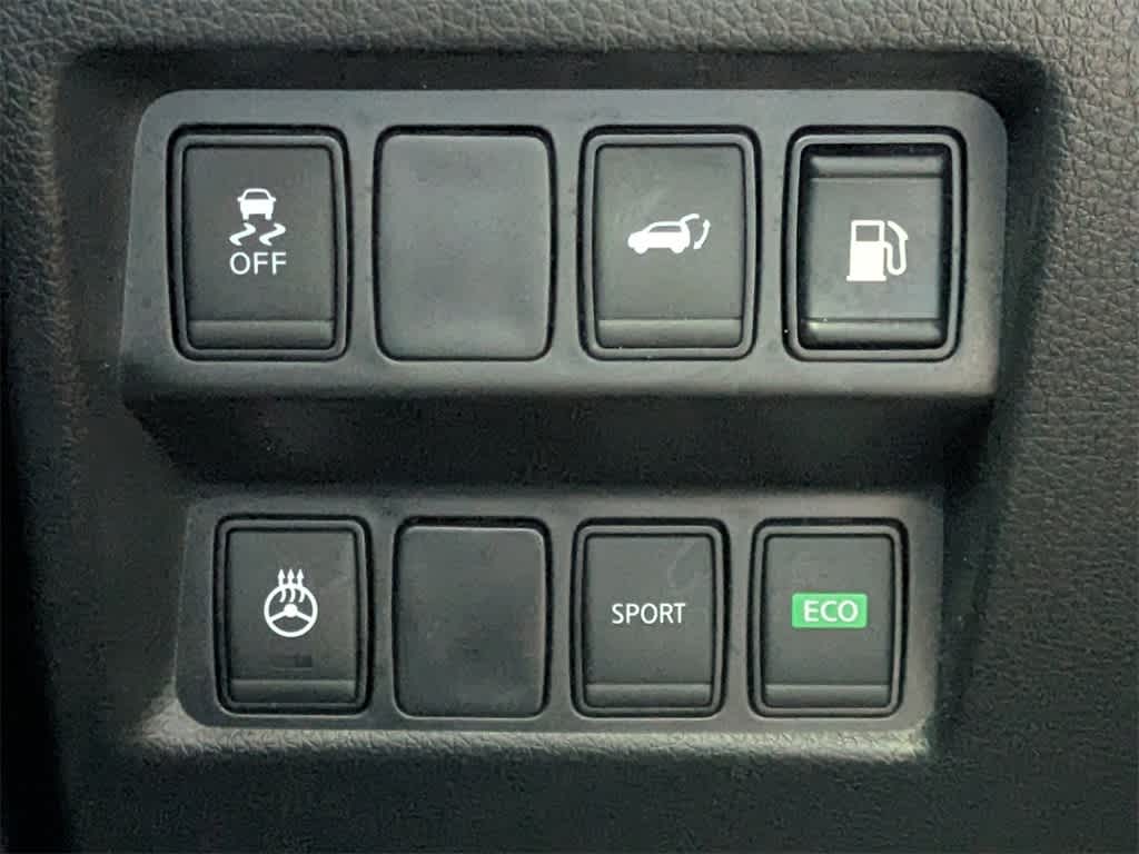 Thumbnail: 2018 Nissan Rogue - 29