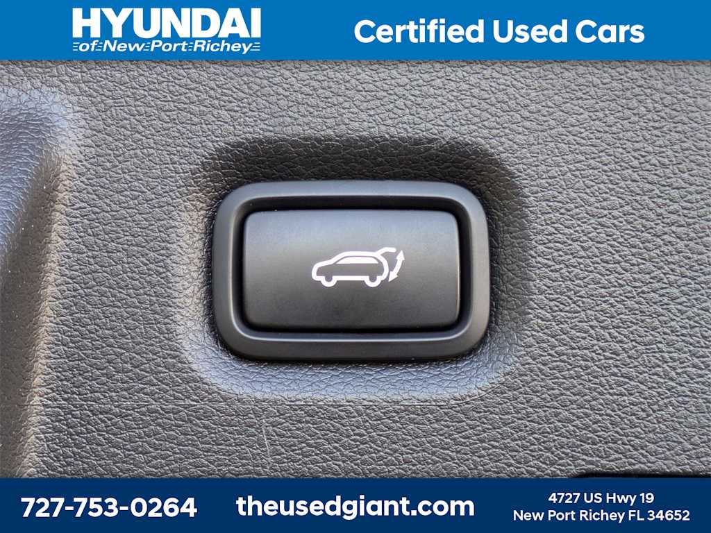 Thumbnail: 2023 Hyundai Santa Fe - 13