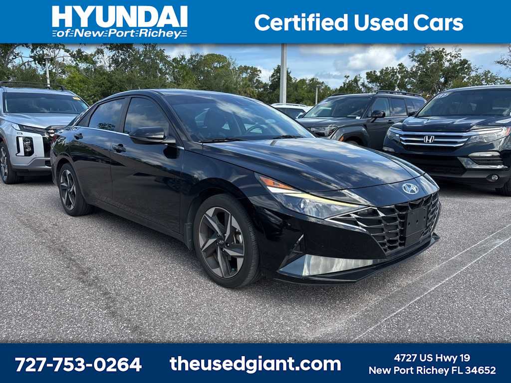 Thumbnail: 2022 Hyundai Elantra - 4