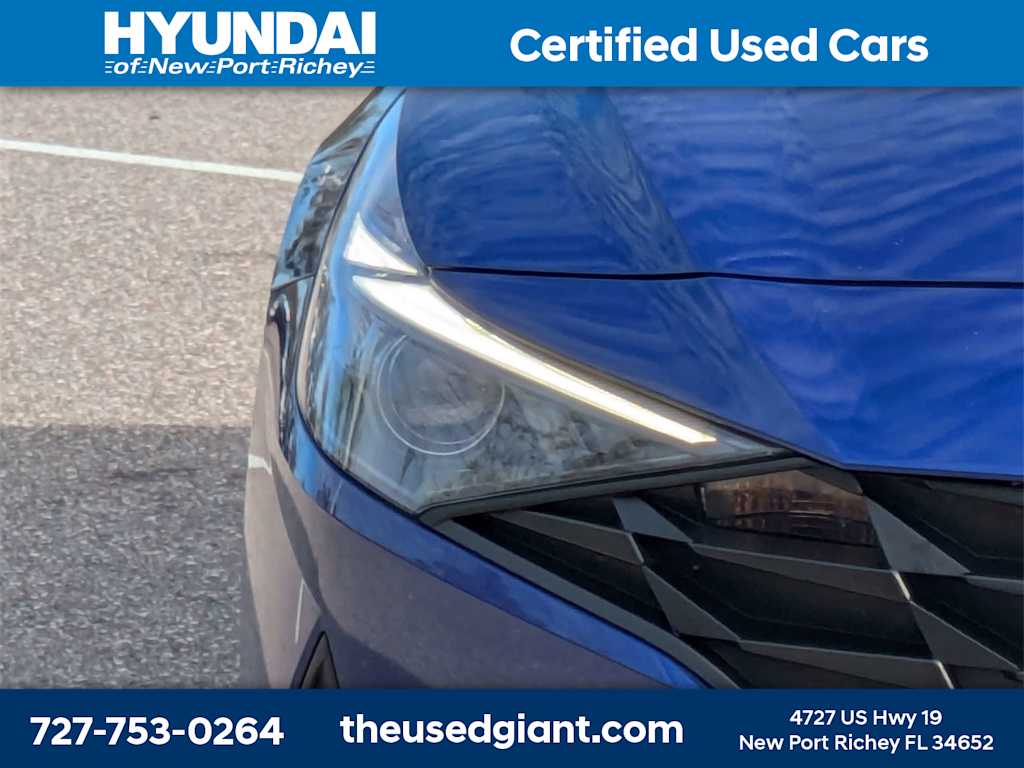 Thumbnail: 2023 Hyundai Elantra - 9