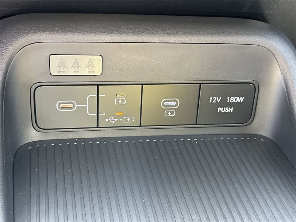 2025 Hyundai Kona SEL 28
