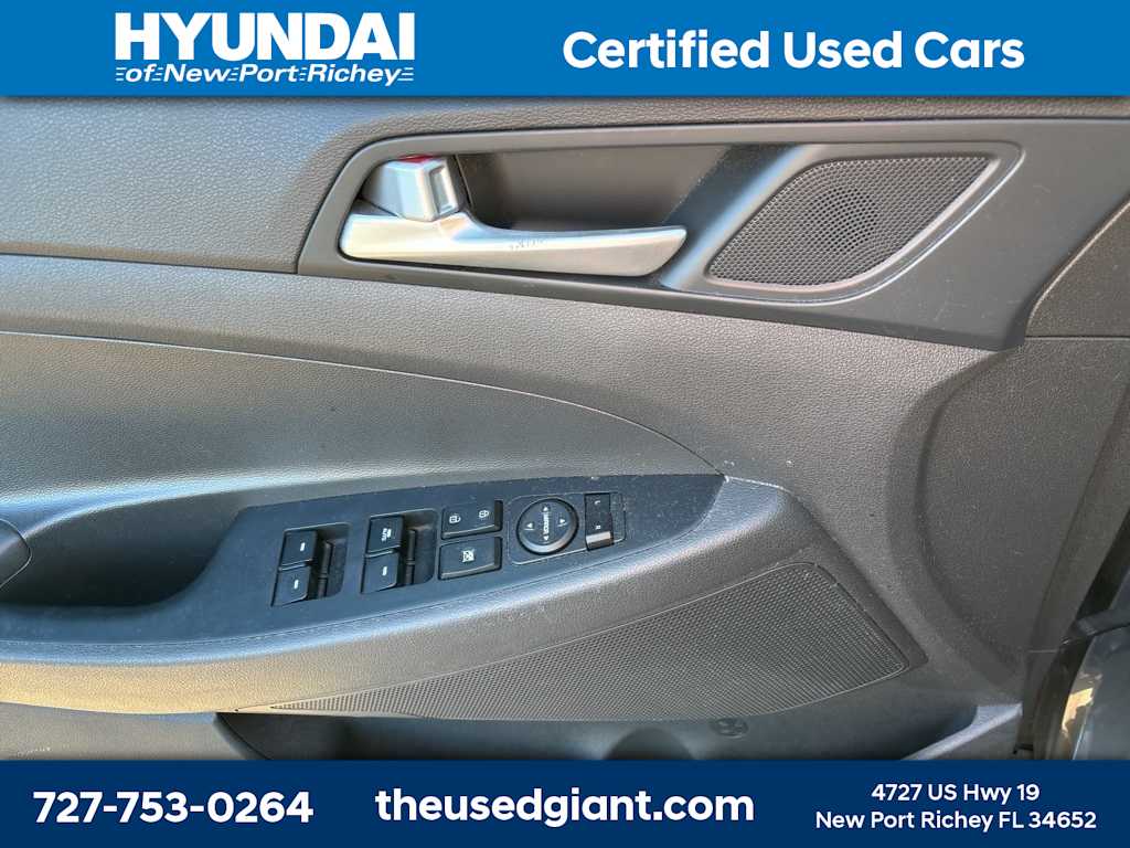 Thumbnail: 2020 Hyundai Tucson - 8