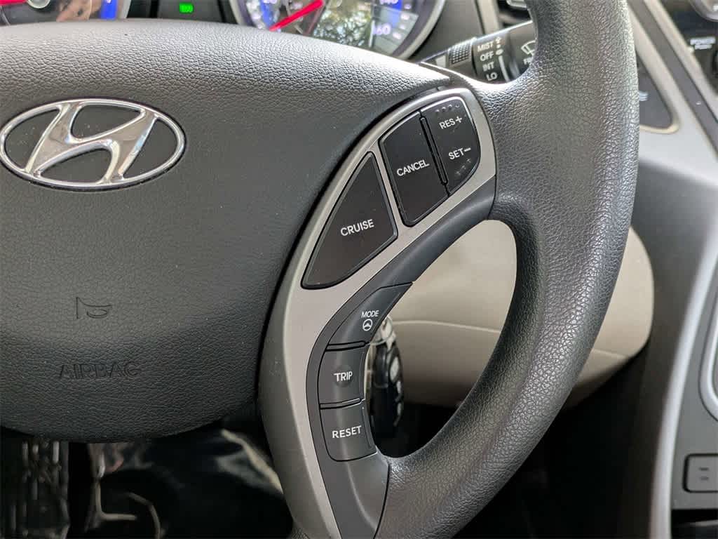 Thumbnail: 2014 Hyundai Elantra - 26