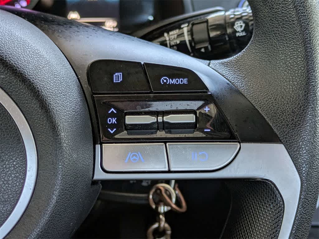 Thumbnail: 2021 Hyundai Elantra - 25