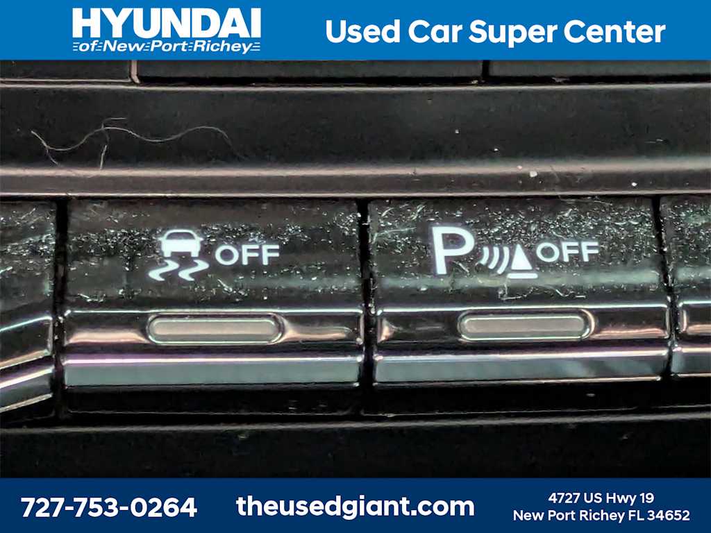 Thumbnail: 2021 Dodge Durango - 34