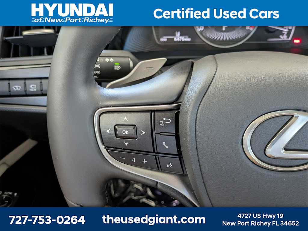 Thumbnail: 2025 Lexus ES - 39