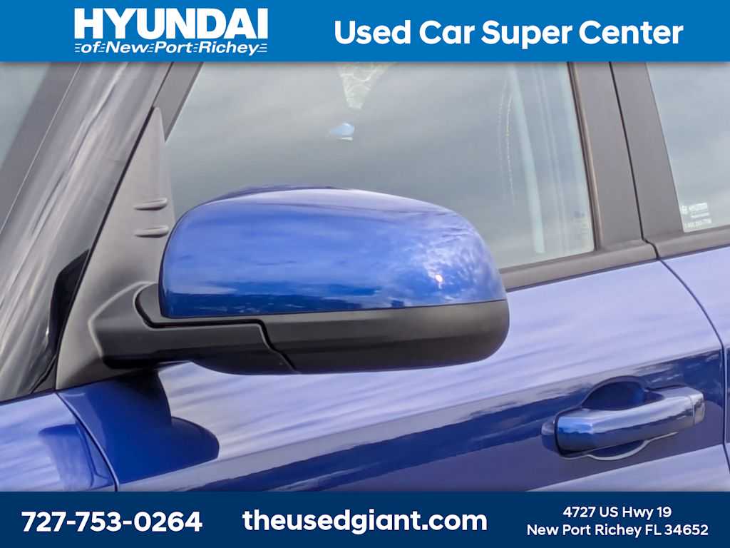 Thumbnail: 2023 Hyundai Venue - 11