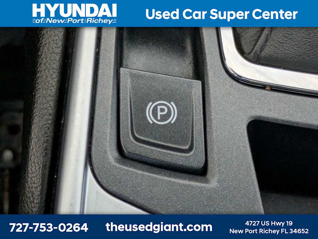 Thumbnail: 2015 Cadillac SRX - 27