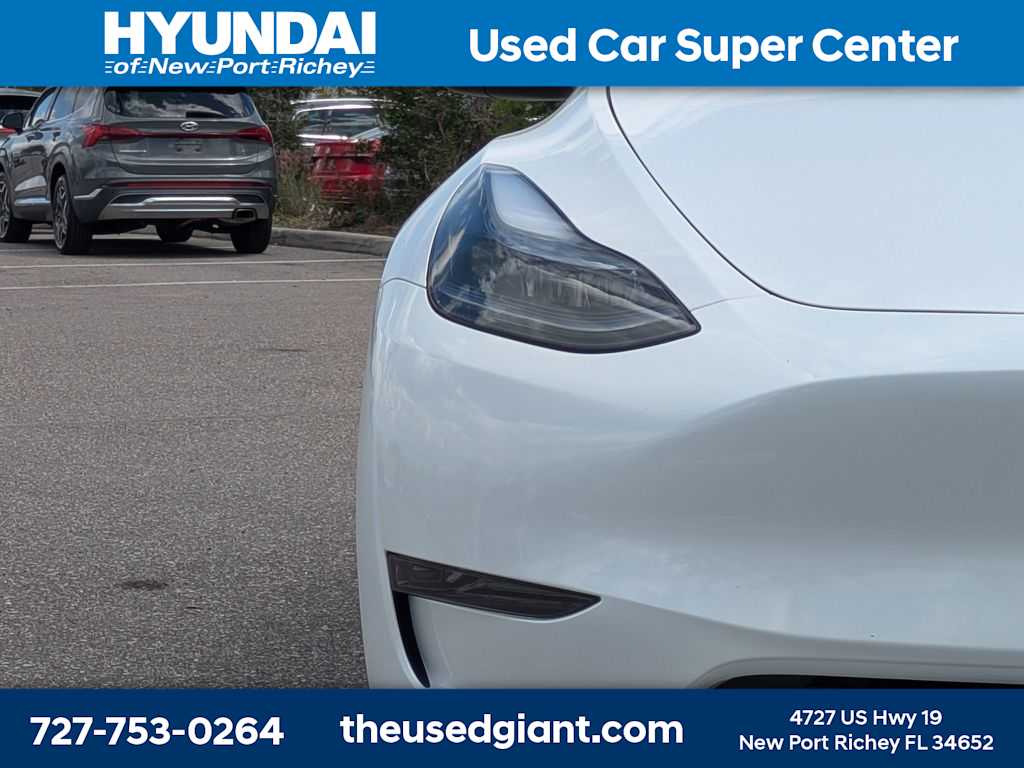 Thumbnail: 2024 Tesla Model Y - 9