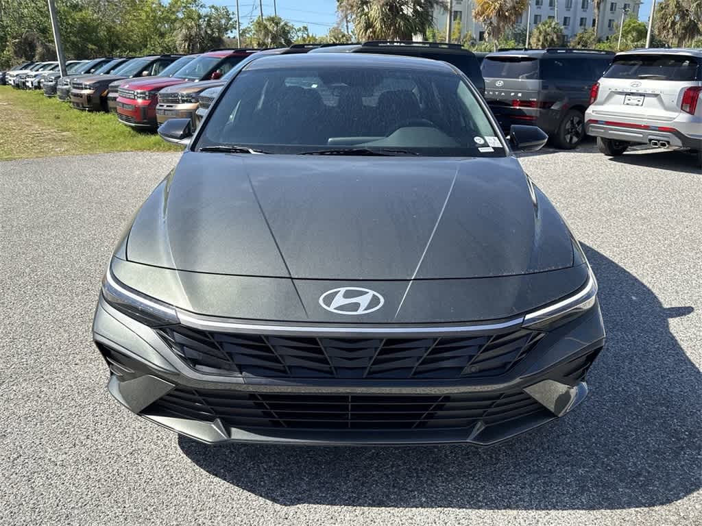 Thumbnail: 2025 Hyundai Elantra - 8