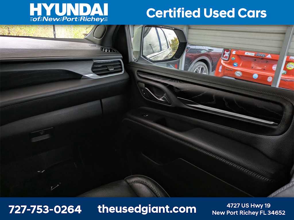 Thumbnail: 2021 GMC Yukon XL - 24