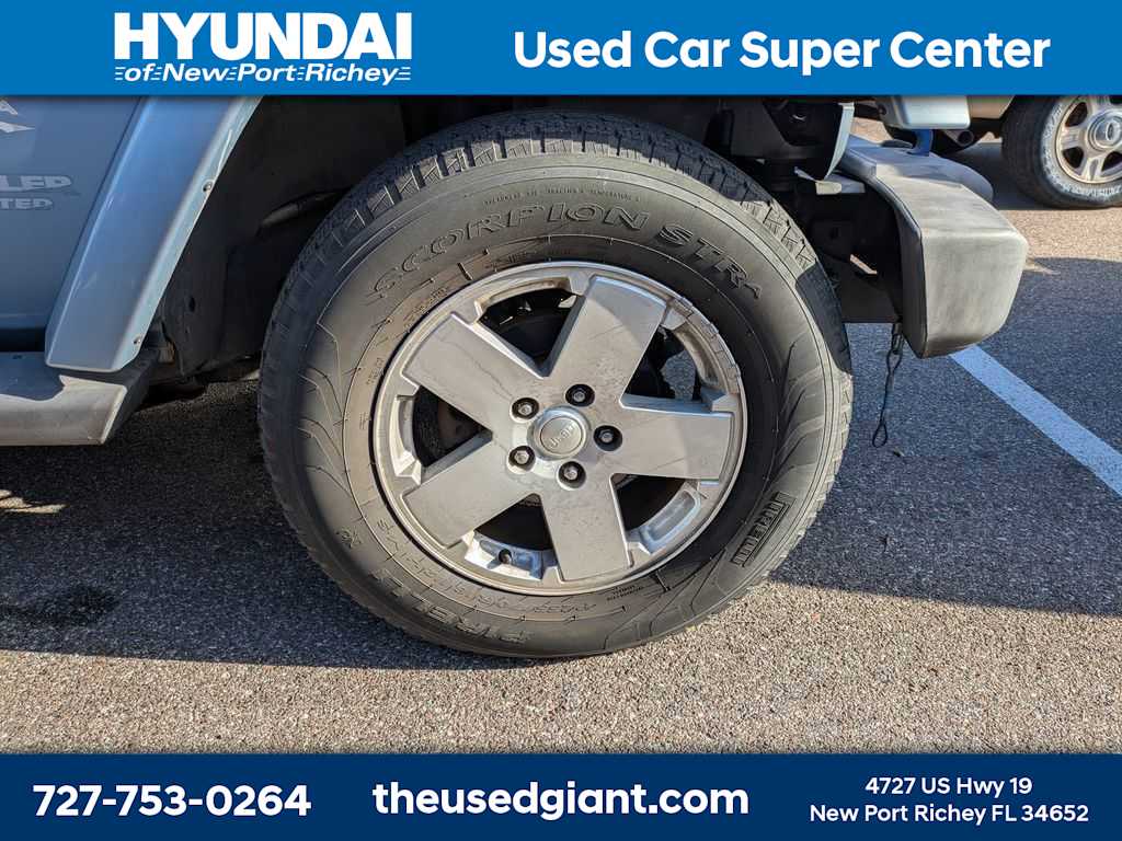 Thumbnail: 2012 Jeep Wrangler - 6