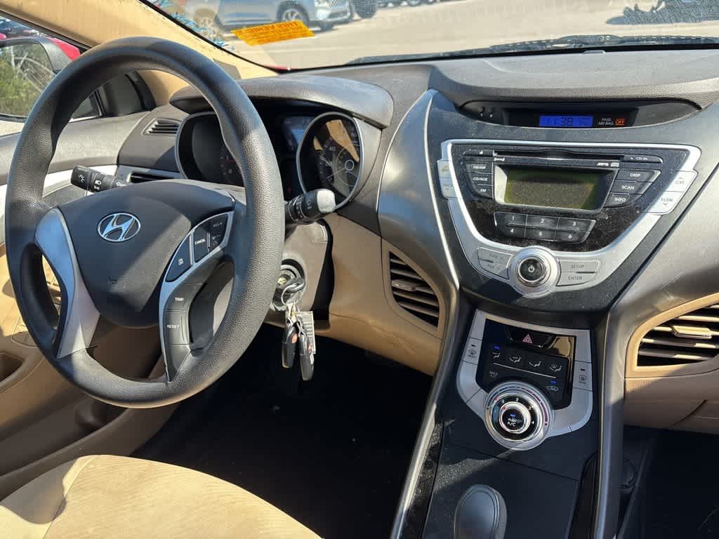 Thumbnail: 2012 Hyundai Elantra - 6